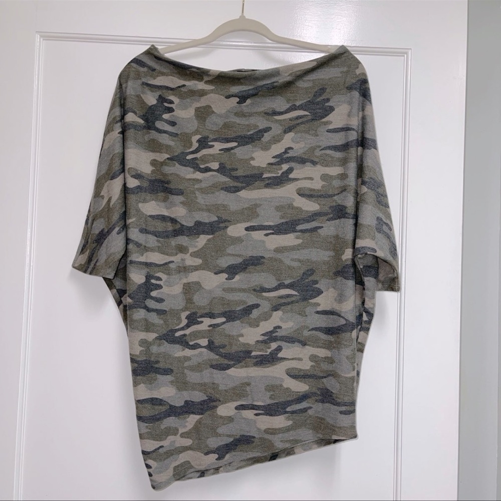 Women’s off the shoulder camo fashion blouse